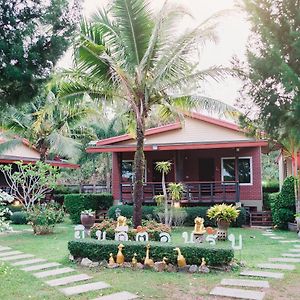 Deluxe Bungalow
